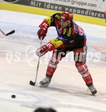 Eishockey KAC gegen Salzburg. David Schuller. Klagenfurt, am 8.3.2005.
---
pressefotos, pressefotografie, kuess, qs, qspictures, sport, bild, bilder, bilddatenbank