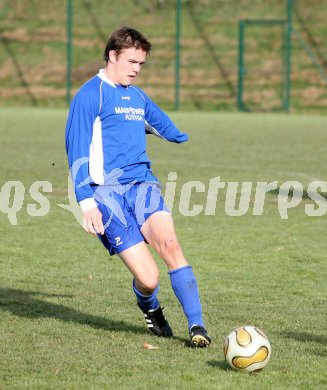 Fu?ball. Unterliga Ost. K?ttmannsdorf gegen Wietersdorf. Martin P?ck (K?ttmannsdorf). K?ttmannsdorf, am 5.11.2006.
Foto: Kuess
---
pressefotos, pressefotografie, kuess, qs, qspictures, sport, bild, bilder, bilddatenbank