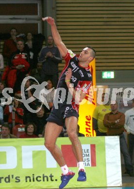 Volleyball Bundesliga. HYPO VBK gegen SK Aich/Dob. Peter Polony (HYPO VBK). Klagenfurt, am 27.2.2006.
---
pressefotos, pressefotografie, kuess, qs, qspictures, sport, bild, bilder, bilddatenbank
