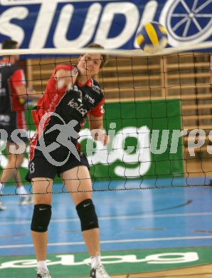 Volleyball Bundesliga. HYPO VBK Klagenfurt. Simon Breuss. Klagenfurt, am 23.9.2006.
---
pressefotos, pressefotografie, kuess, qs, qspictures, sport, bild, bilder, bilddatenbank