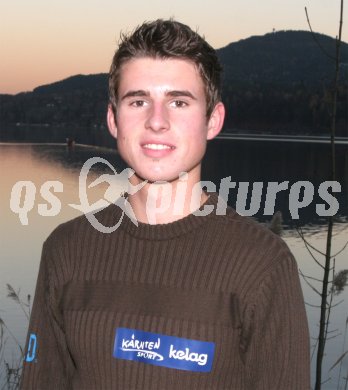 Fechten/Bernd D?rfler
P?rtschach, am 24.11.2004.
---
pressefotos, pressefotografie, kuess, qs, qspictures, sport, bild, bilder, bilddatenbank