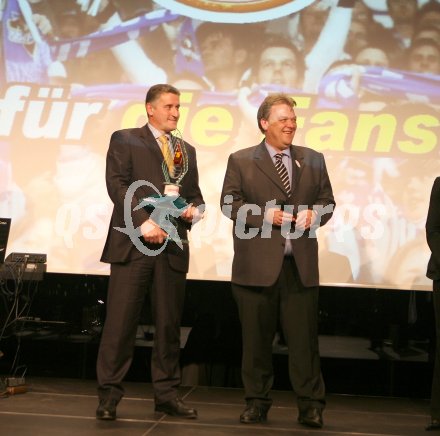 Sportlergala, Velden am 21.12.2006. Ehrung K?rntens Sportler 2006. Mannschaft des Jahres 2006 VSV. Giuseppe Mion, Gilbert Isepp. Velden am 21.12.2006
Foto: qspictures/ Kuess
---
pressefotos, pressefotografie, kuess, qs, qspictures, sport, bild, bilder, bilddatenbank