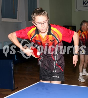 Tischtennis. Dominique Plattner. Villach, am 26.9.2006.

---
pressefotos, pressefotografie, kuess, qs, qspictures, sport, bild, bilder, bilddatenbank
