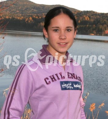 Turnen/Sabrina Huanigg
P?rtschach, am 24.11.2004.
---
pressefotos, pressefotografie, kuess, qs, qspictures, sport, bild, bilder, bilddatenbank