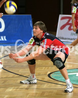 Volleyball Bundesliga. Hypo VBK. Simon Breuss. Klagenfurt, am 1.10.2005.
Foto: Kuess
---
pressefotos, pressefotografie, kuess, qs, qspictures, sport, bild, bilder, bilddatenbank