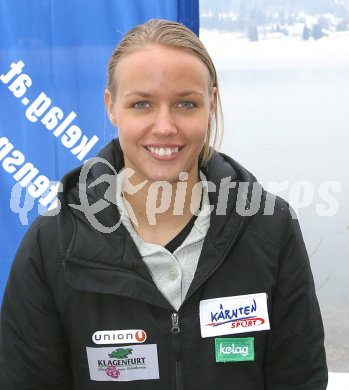 Billard. Jasmin Ouschan. Klagenfurt, am 12.12.2005.
---
pressefotos, pressefotografie, kuess, qs, qspictures, sport, bild, bilder, bilddatenbank