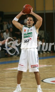 Basketball Bundesliga. W?rthersee Piraten gg. Swans Gmunden. Joachim Buggelsheim (Piraten). Klagenfurt, am 20.10.2006.
---
pressefotos, pressefotografie, kuess, qs, qspictures, sport, bild, bilder, bilddatenbank