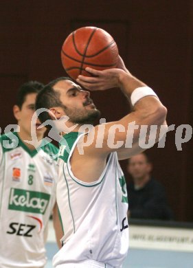 Basketball Bundesliga. W?rthersee Piraten gegen Wels. Joachim Buggelsheim (Piraten). Klagenfurt, am 12.11.2006.
Foto: qspictures/Nadja Kuess
---
pressefotos, pressefotografie, kuess, qs, qspictures, sport, bild, bilder, bilddatenbank