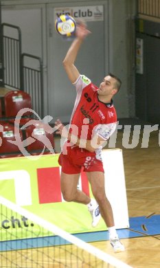 Volleyball Bundesliga. Hypo VBK gegen Enns. Peter Polony (Hypo). Klagenfurt, 11.11.2006.
Foto: Kuess
---
pressefotos, pressefotografie, kuess, qs, qspictures, sport, bild, bilder, bilddatenbank