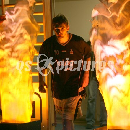 Basketball Bundesliga: W?rthersee Piraten gegen Oberwart Gunners. Samuel Knabl (Piraten),  Klagenfurt, am 18.3.2006.
---
pressefotos, pressefotografie, kuess, qs, qspictures, sport, bild, bilder, bilddatenbank