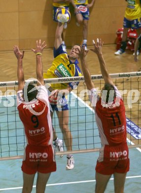 Volleyball Meisterschaftsspiel SK Aich/Dob gegen Hypo VBK. Nejc Pusnik (Aich).  Bleiburg am 7.10.2006
---
pressefotos, pressefotografie, kuess, qs, qspictures, sport, bild, bilder, bilddatenbank