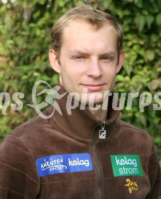 Leichtathletik. Andreas Rapatz. Forstsee, am 29.9.2006.
---
pressefotos, pressefotografie, kuess, qs, qspictures, sport, bild, bilder, bilddatenbank