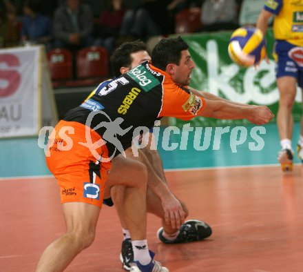 Volleyball Bundesliga. Aich/Dob gegen Tirol. Matjaz Hafner (Aich/Dob). Klagenfurt, am 20.3.2006.
---
pressefotos, pressefotografie, kuess, qs, qspictures, sport, bild, bilder, bilddatenbank