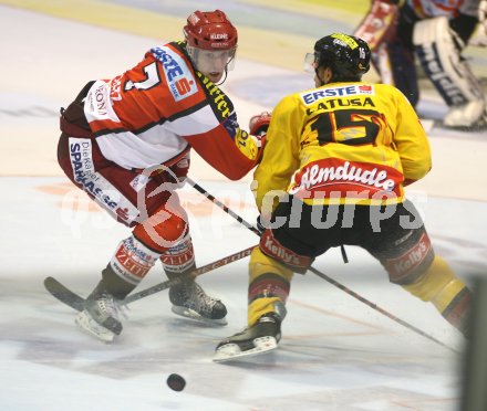 ?sterreichische Eishockey Bundesliga. KAC gegen Vienna Capitals. Herbert Ratz (KAC), Manuel Latusa (Caps). Klagenfurt, am 27.10.2006.
Foto: Kuess
---
pressefotos, pressefotografie, kuess, qs, qspictures, sport, bild, bilder, bilddatenbank