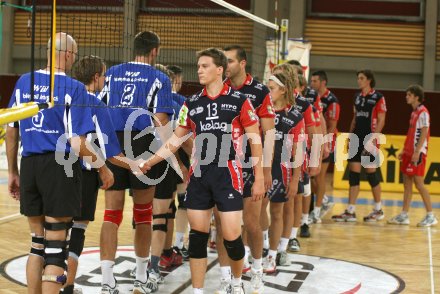 Volleyball Bundesliga. HYPO VBK Klagenfurt. Begr??ung. Klagenfurt, am 23.9.2006.
---
pressefotos, pressefotografie, kuess, qs, qspictures, sport, bild, bilder, bilddatenbank