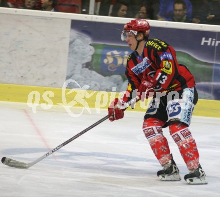 Eishockey Bundesliga. KAC - Salzburg. Johannes Kirisits. Klagenfurt, am 6.11.2005.
---
pressefotos, pressefotografie, kuess, qs, qspictures, sport, bild, bilder, bilddatenbank
