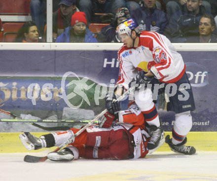 Eishockey Bundesliga. KAC gegen Salzburg. Jeremy Rebek(KAC), Andre Lakos (Salzburg). Klagenfurt, am 3.12.2006.
Foto: Kuess
---
pressefotos, pressefotografie, kuess, qs, qspictures, sport, bild, bilder, bilddatenbank