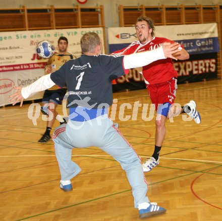 Bundesliga Handball. SVVW gegen HCK. Krenn Marc (SVVW) Lippitsch M. (HCK). Klagenfurt, 3.2.2007
Foto: Kuess
---
pressefotos, pressefotografie, kuess, qs, qspictures, sport, bild, bilder, bilddatenbank