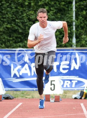 Leichtathletik. Top4 Meeting. 110 Meter H?rden M?nner. Elmar Lichtenegger (?sterreich, AC V?lkermarkt).  Villach, am 13.7.2006.
---
pressefotos, pressefotografie, kuess, qs, qspictures, sport, bild, bilder, bilddatenbank