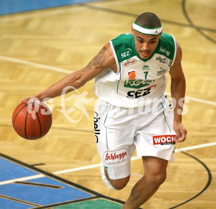 Basketball Bundesliga. W?rthersee Piraten gegen Dukes Klosterneuburg. Anthony Shavies (Piraten). Klagenfurt, 4.2.2007. 
Foto: Kuess
---
pressefotos, pressefotografie, kuess, qs, qspictures, sport, bild, bilder, bilddatenbank