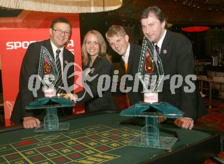 K?rntner Sportgala. Sportler des Jahres 2006 Thomas Morgenstern und  Jasmin Ouschan mit den Hypo Leasing Vorstandsdirektoren Albert Modritsch und Josef Kircher. Velden, am 21.12.2006.
Foto: qspictures/Kuess
---
pressefotos, pressefotografie, kuess, qs, qspictures, sport, bild, bilder, bilddatenbank