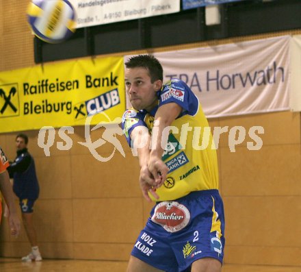 Volleyball Aich/Dob. Europacup. Miha Kosl. Bleiburg, am 24.9.2005.
Foto: Kuess

---
pressefotos, pressefotografie, kuess, qs, qspictures, sport, bild, bilder, bilddatenbank