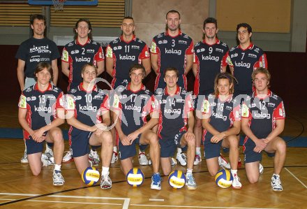 Volleyball Bundesliga. HYPO VBK. Mannschaftsfoto. Klagenfurt, am 14.12.2005.
Foto: Kuess
---
pressefotos, pressefotografie, kuess, qs, qspictures, sport, bild, bilder, bilddatenbank