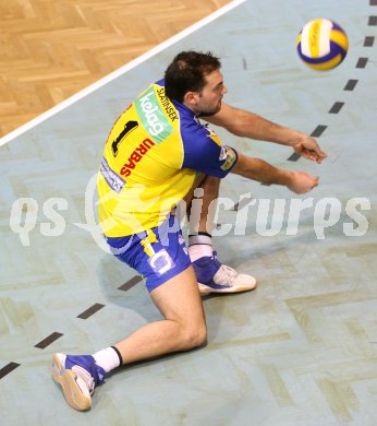 Volleyball Bundesliga. Aich/Dob gegen Enns. David Slatinsek (Aich/Dob). Bleiburg, am 20.1.2007.
Foto: Kuess
---
pressefotos, pressefotografie, kuess, qs, qspictures, sport, bild, bilder, bilddatenbank