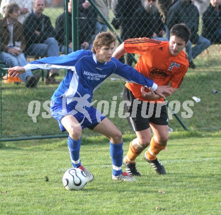 Fu?ball ULO K?ttmannsdorf gegen Wietersdorf. Christoph Pibal (K?ttmannsdorf), David Valtiner (Wietersdorf). K?ttmannsdorf, am 5.11.2006.
Foto: Kuess
---
pressefotos, pressefotografie, kuess, qs, qspictures, sport, bild, bilder, bilddatenbank