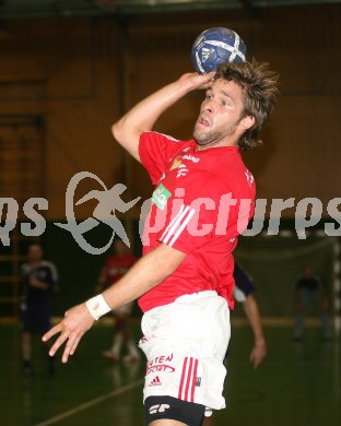 Handball Bundesliga. SVVW Klagenfurt gegen HCK59. Benjamin Pippan (HCK). Klagenfurt, am 11.11.2006
Foto:  Kuess
---
pressefotos, pressefotografie, kuess, qs, qspictures, sport, bild, bilder, bilddatenbank