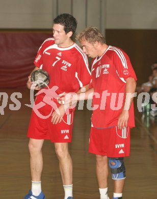Bundesliga, Handball, SVVW gegen HSG Graz. Goran Bilbija, Marc Krenn (SVVW).
Klagenfurt, 14.10.2006
---
pressefotos, pressefotografie, kuess, qs, qspictures, sport, bild, bilder, bilddatenbank