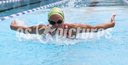 Schwimmen. K?rntner Meisterschaft. Uschi Halbreiner. Spittal, am 23.7.2005.
Foto: Kuess
---
pressefotos, pressefotografie, kuess, qs, qspictures, sport, bild, bilder, bilddatenbank