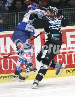 Eishockey Bundesliga. VSV gegen EHC Liwest Linz. Markus Peintner (VSV), Gregor Baumgartner (Linz). Villach, am 12.1.2007.
Foto: Kuess 
---
pressefotos, pressefotografie, kuess, qs, qspictures, sport, bild, bilder, bilddatenbank