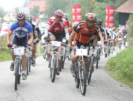 Bergduathlon. Kosiak L?we. Start. Feistritz, am 14.10.2006.
---
pressefotos, pressefotografie, kuess, qs, qspictures, sport, bild, bilder, bilddatenbank