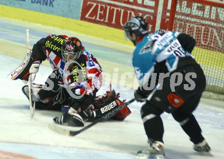 Eishockey Bundesliga. KAC gegen EHC Liwest Linz. Andrew Verner. Klagenfurt, am 9.12.2005.
---
pressefotos, pressefotografie, kuess, qs, qspictures, sport, bild, bilder, bilddatenbank