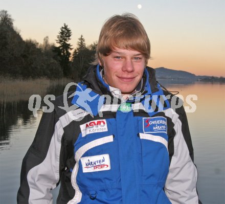 
P?rtschach, am 24.11.2004.
---
pressefotos, pressefotografie, kuess, qs, qspictures, sport, bild, bilder, bilddatenbank