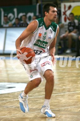 Basketball Bundesliga. W?rthersee Piraten gegen Mattersburg. Samo Grum(Piraten). Klagenfurt, am 25.11.2006.
Foto: qspictures/Nadja Kuess
---
pressefotos, pressefotografie, kuess, qs, qspictures, sport, bild, bilder, bilddatenbank