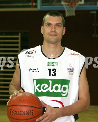 Basketball Bundesliga. W?rthersee Piraten. Neuerwerbung. Der Slowene Samo Grum.
---
pressefotos, pressefotografie, kuess, qs, qspictures, sport, bild, bilder, bilddatenbank