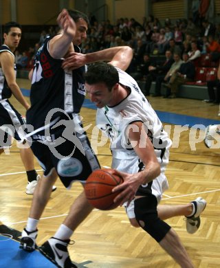Basketball Bundesliga W?rthersee Piraten gegen Feldkirch. Andreas Helmigk. Klagenfurt, am 27.4.2006.
---
pressefotos, pressefotografie, kuess, qs, qspictures, sport, bild, bilder, bilddatenbank