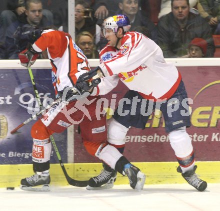 Eishockey Bundesliga. KAC gegen Salzburg. Jeremy Rebek(KAC), Andre Lakos (Salzburg). Klagenfurt, am 3.12.2006.
Foto: Kuess
---
pressefotos, pressefotografie, kuess, qs, qspictures, sport, bild, bilder, bilddatenbank