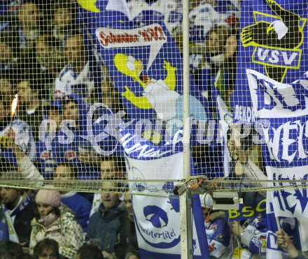 Eishockey Bundesliga. KAC gegen VSV. VSV Fanblock. Klagenfurt, am 21.1.2007.
Foto: Kuess
---
pressefotos, pressefotografie, kuess, qs, qspictures, sport, bild, bilder, bilddatenbank