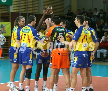 Volleyball Bundesliga. HYPO VBK gegen SK Aich/Dob. Klagenfurt, am 27.2.2006.
---
pressefotos, pressefotografie, kuess, qs, qspictures, sport, bild, bilder, bilddatenbank