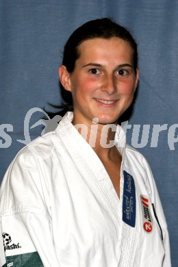 Karate. Sabrina Wrann.
---
pressefotos, pressefotografie, kuess, qs, qspictures, sport, bild, bilder, bilddatenbank