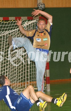 Handball Bundesliga. HCK 59 gegen Unon SPK Korneuburg. Matthias Lippitsch (HCK). Viktring, am 16.9.2006.
---
pressefotos, pressefotografie, kuess, qs, qspictures, sport, bild, bilder, bilddatenbank