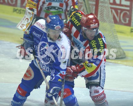 ?sterreichische Eishockey Bundesliga. KAC gegen VSV. Roland Kaspitz (VSV) gegen Mario Schaden (KAC). Klagenfurt, am 26.12.2005.
---
pressefotos, pressefotografie, kuess, qs, qspictures, sport, bild, bilder, bilddatenbank