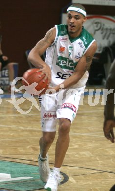 Basketball Bundesliga. W?rthersee Piraten gegen Mattersburg. Anthony Shavies (Piraten). Klagenfurt, am 25.11.2006.
Foto: qspictures/Nadja Kuess
---
pressefotos, pressefotografie, kuess, qs, qspictures, sport, bild, bilder, bilddatenbank