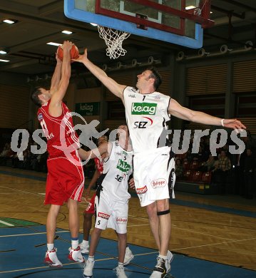 Basketball Bundesliga. W?rthersee Piraten gegen Wels. Andreas Helmigk. Klagenfurt, am 9.3.2006.
---
pressefotos, pressefotografie, kuess, qs, qspictures, sport, bild, bilder, bilddatenbank