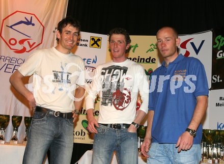 Empfang der Bronzemedaillengewinner in der Biathlon Staffel Daniel Mesotitsch und Fritz Pinter in St. Jakob im Rosental. Wolfgang Rottmann, Fritz Pinter, Daniel Mesotitsch.
---
pressefotos, pressefotografie, kuess, qs, qspictures, sport, bild, bilder, bilddatenbank