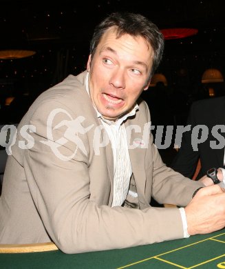 K?rntner Sportgala. Fritz Strobl,  entsetzt. Velden, am 21.12.2006.
Foto: qspictures/Kuess
---
pressefotos, pressefotografie, kuess, qs, qspictures, sport, bild, bilder, bilddatenbank
