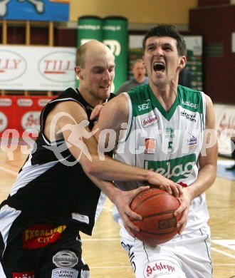 Basketball Bundesliga. W?rthersee Piraten gegen Dukes Klosterneuburg. Selmir Husanovic (Piraten). Klagenfurt, am 4.2.2007.
Foto: Kuess
---
pressefotos, pressefotografie, kuess, qs, qspictures, sport, bild, bilder, bilddatenbank